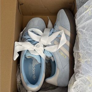 Adidas Gazelle Women’s Sneakers - Light Blue